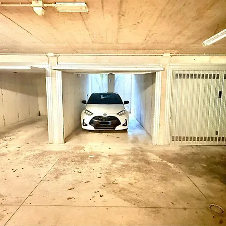 Starlight House - Garden Garage Shared Pool レンノ